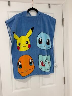Zara Kids - POKÉMON™ Poncho Hooded Towel - Size 10-14 Years